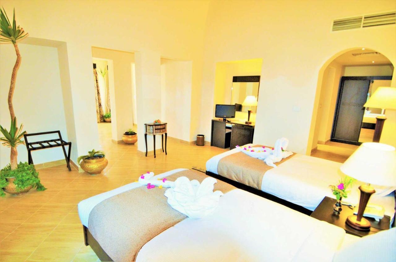 Rohanou Beach Resort Kuszeir Kültér fotó