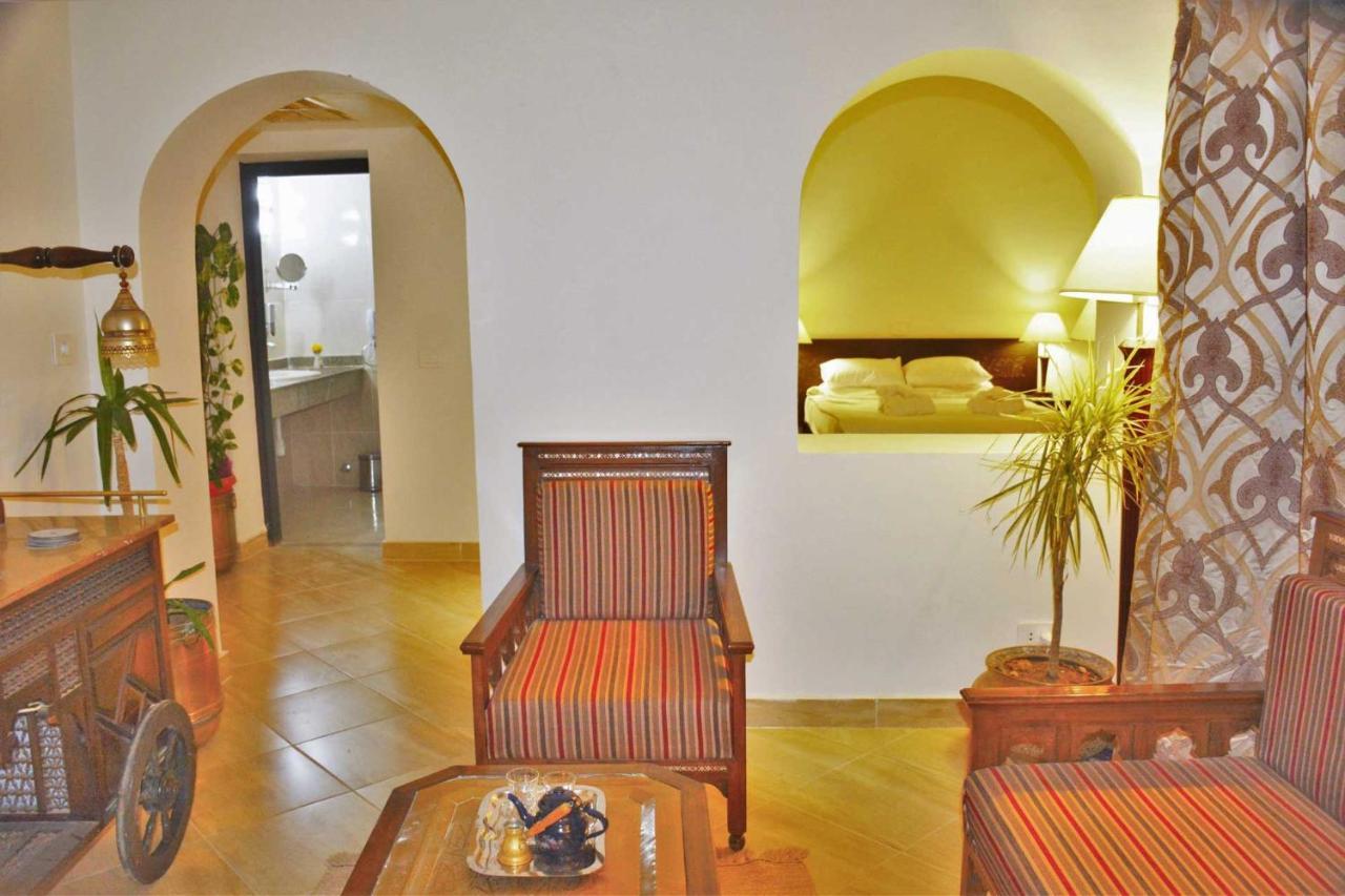 Rohanou Beach Resort Kuszeir Kültér fotó