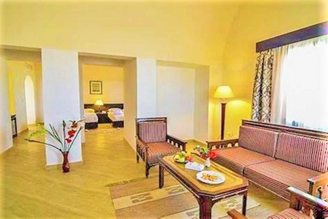 Rohanou Beach Resort Kuszeir Kültér fotó