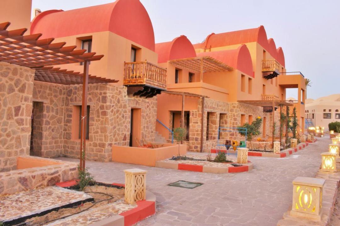 Rohanou Beach Resort Kuszeir Kültér fotó